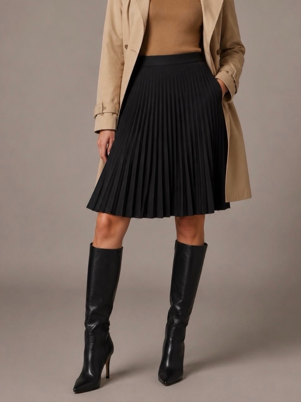 Burberry Uniform Black Pleated Skirt